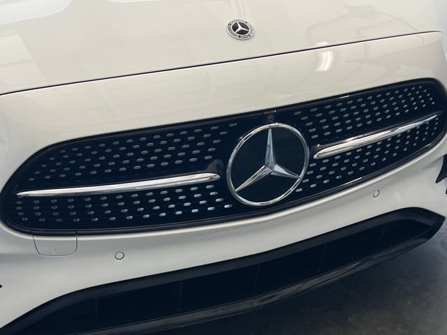 Used 2023 Mercedes-Benz E 450 Cabriolet image 15