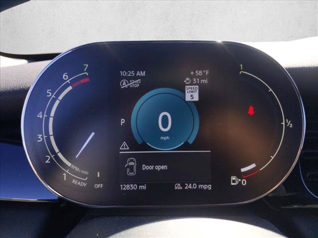 Used 2023 MINI Cooper 2-Door Hardtop w/ Signature Upholstery Package FWD image 10