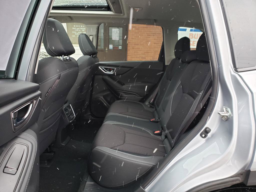 Used 2022 Subaru Forester Premium w/ Popular Package #1 image 11