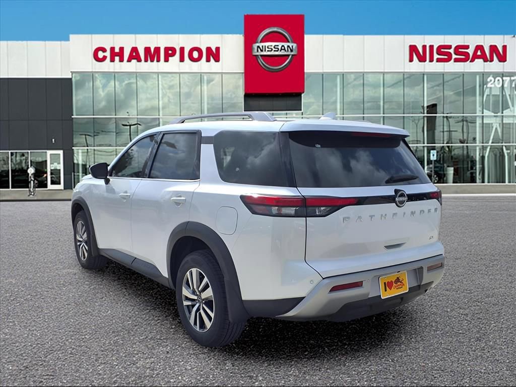 New 2025 Nissan Pathfinder SL image 5