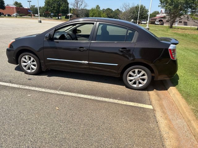 Used 2011 Nissan Sentra 2.0 SL w/ Navigation Pkg FWD image 13
