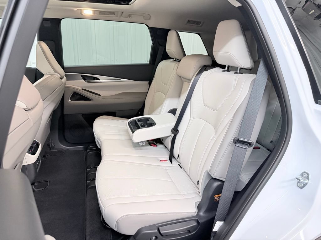 New 2027 INFINITI QX60 Luxe w/ Cargo Package FWD image 36