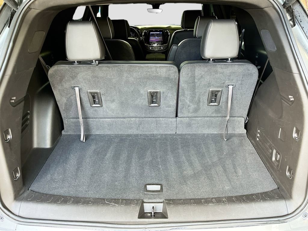 Used 2023 Chevrolet Traverse Premier AWD/4WD image 28
