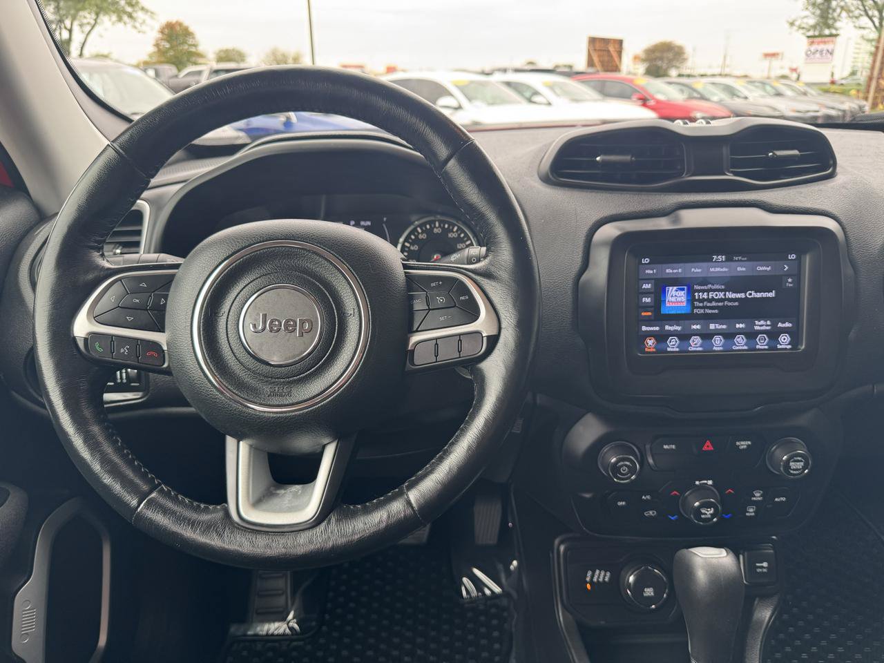 Used 2018 Jeep Renegade Latitude w/ Cold Weather Group AWD/4WD image 3