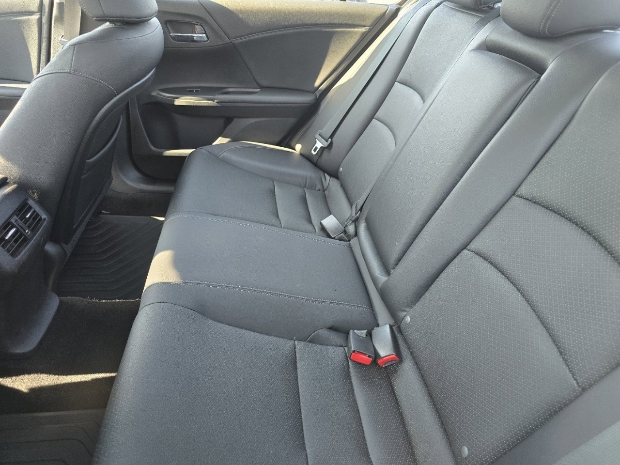 Used 2014 Honda Accord EX-L image 12