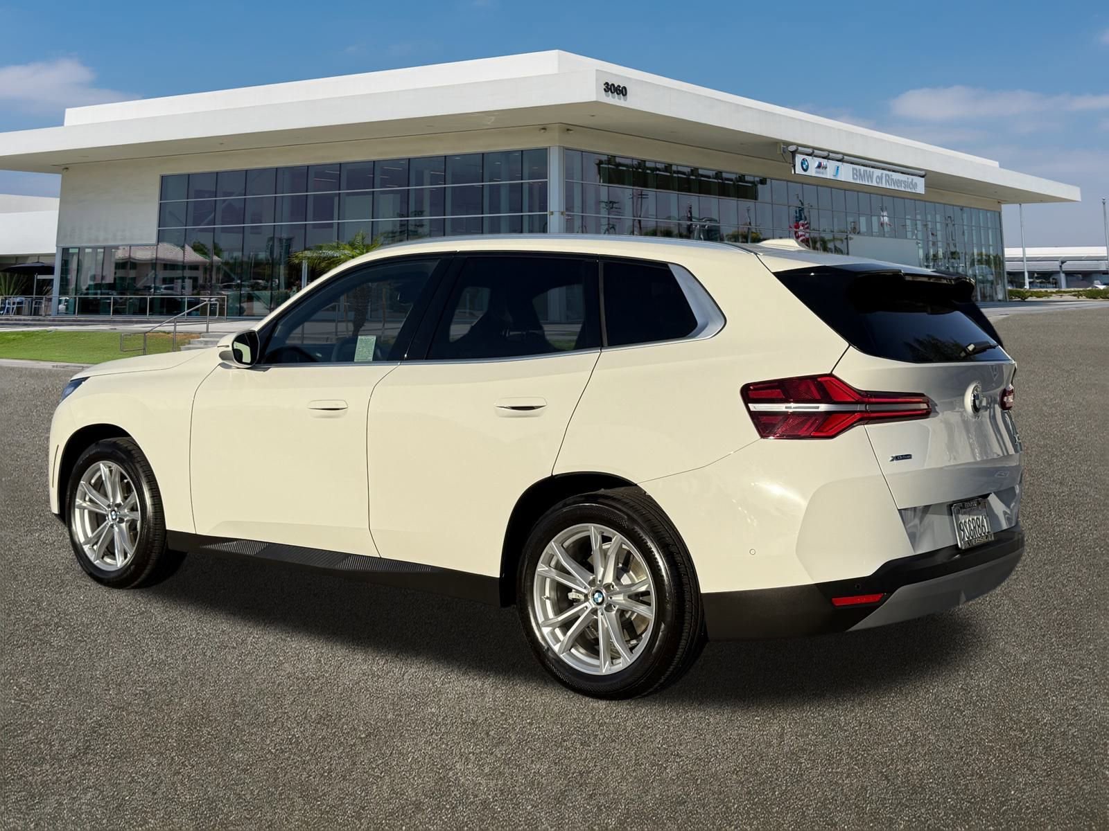 Used 2025 BMW X3 xDrive30i w/ Convenience Package image 7