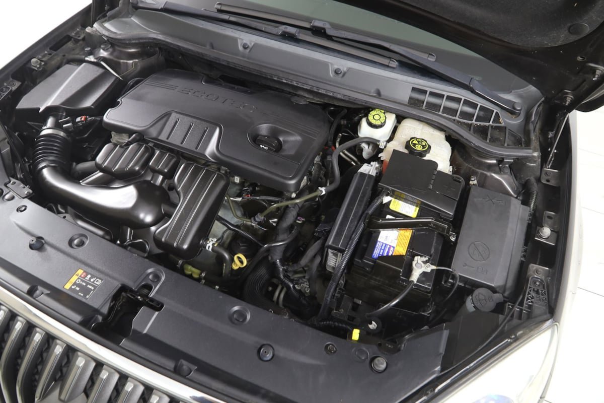 Used 2016 Buick Verano FWD image 17