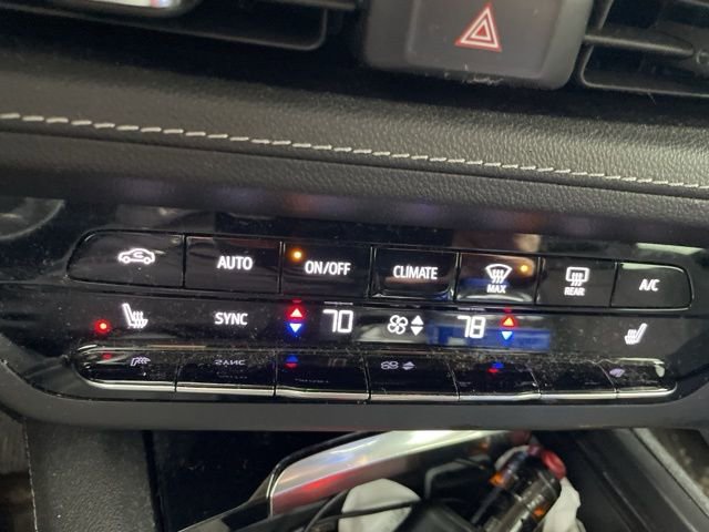 Used 2021 Buick Envision Preferred image 10