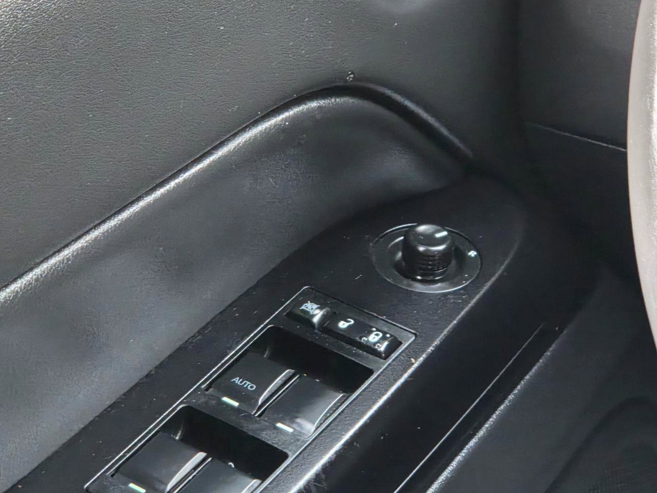 Used 2015 Jeep Patriot High Altitude image 28