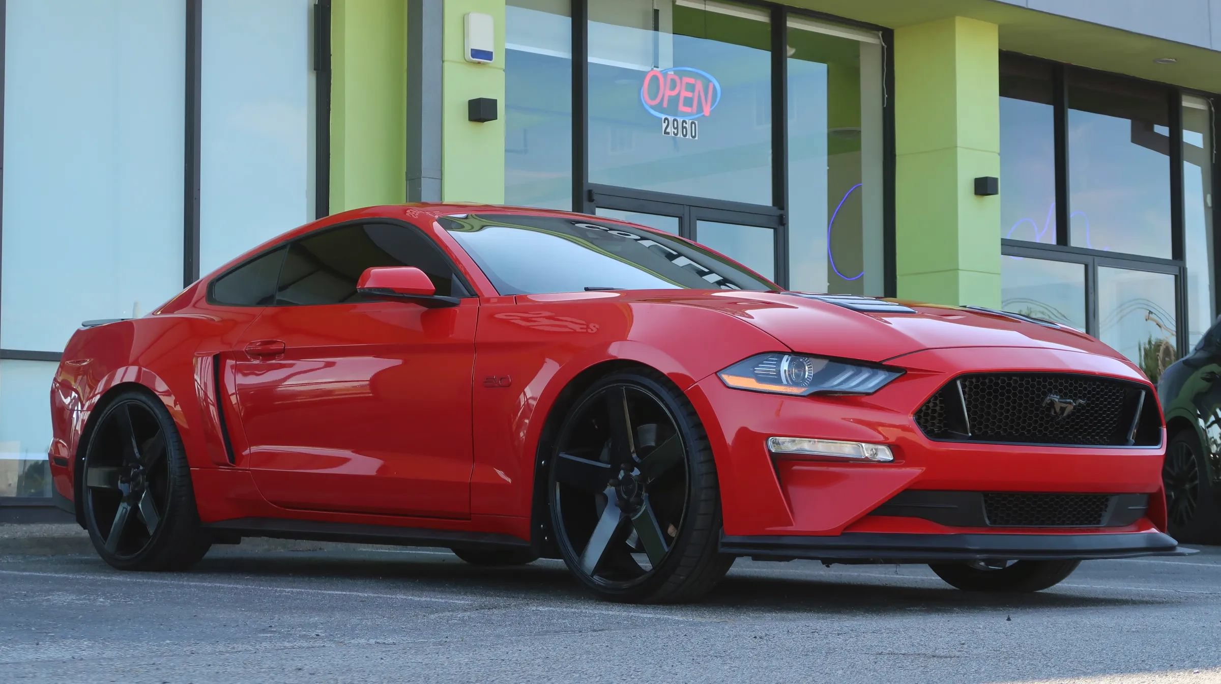 Used 2019 Ford Mustang GT Premium w/ Performance Package - Level 2 RWD image 6