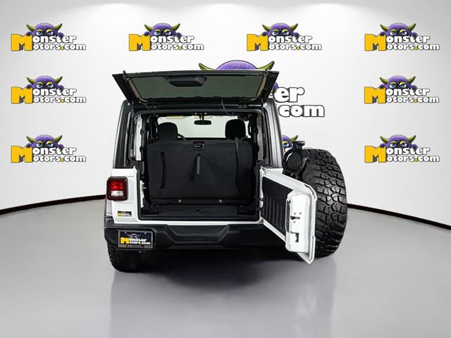 Used 2022 Jeep Wrangler Willys image 25