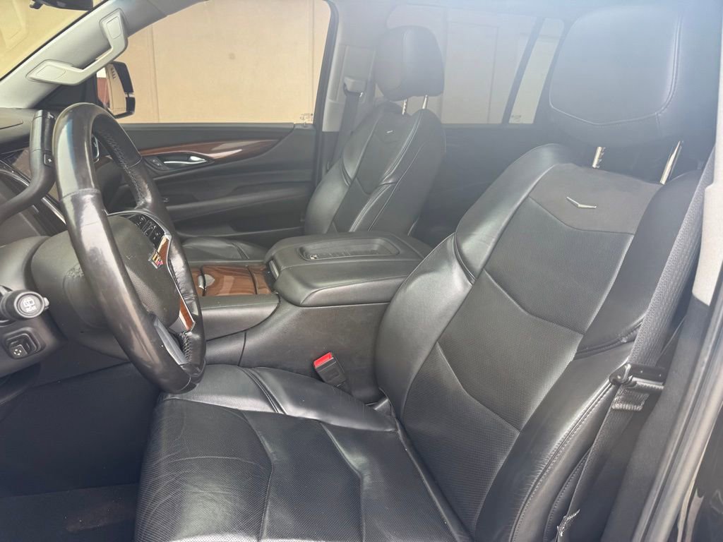 Used 2018 Cadillac Escalade ESV Luxury AWD/4WD image 21