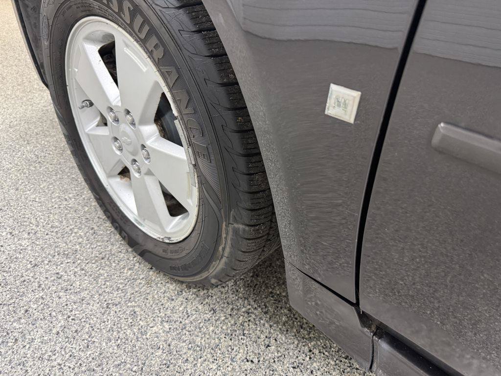 Used 2009 Chevrolet Impala LT FWD image 30