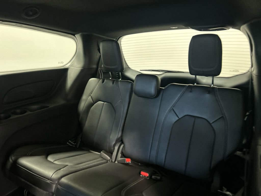 New 2026 Chrysler Pacifica Select FWD image 30