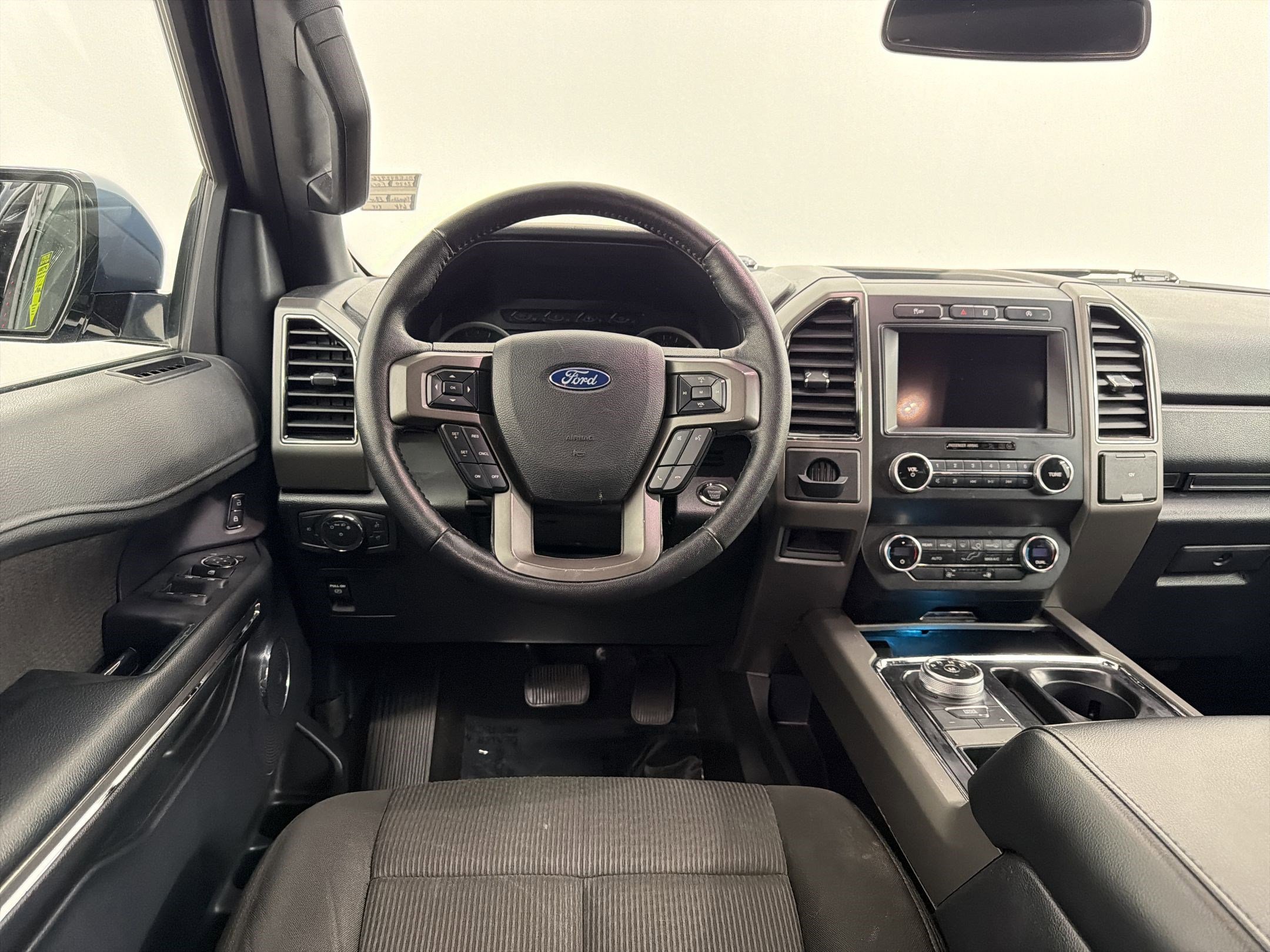 Used 2020 Ford Expedition XLT image 24