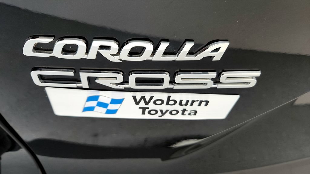 Certified 2024 Toyota Corolla Cross LE w/ Moonroof Package AWD/4WD image 13