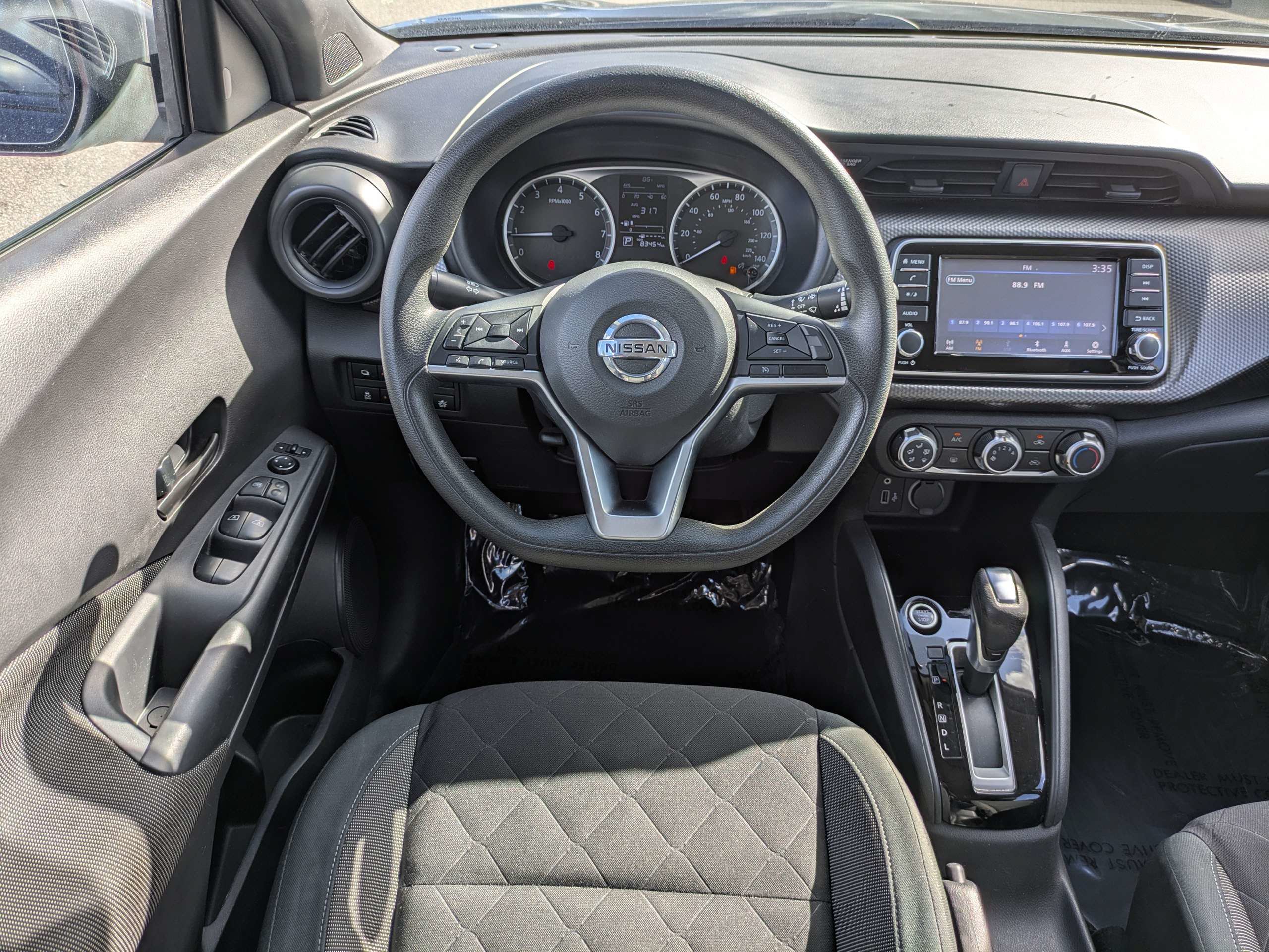 Used 2020 Nissan Kicks S FWD image 17