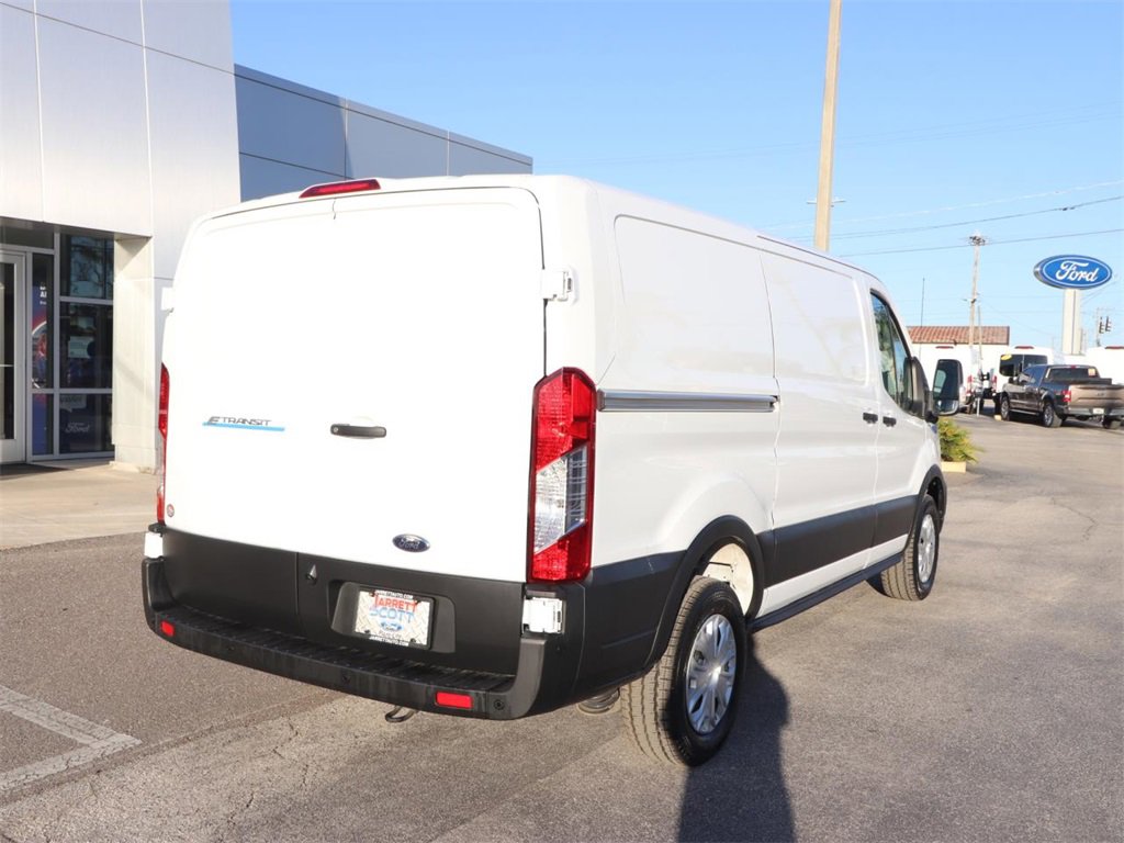 Certified 2023 Ford E-Transit Low Roof image 11
