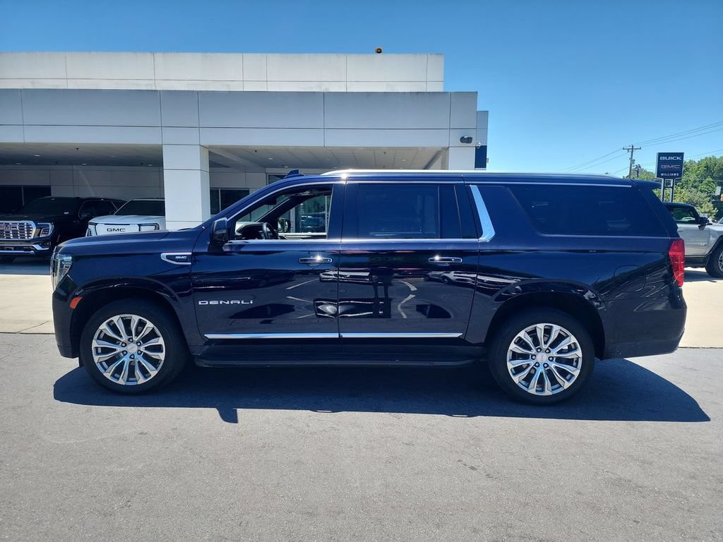 Certified 2022 GMC Yukon XL Denali AWD/4WD image 5