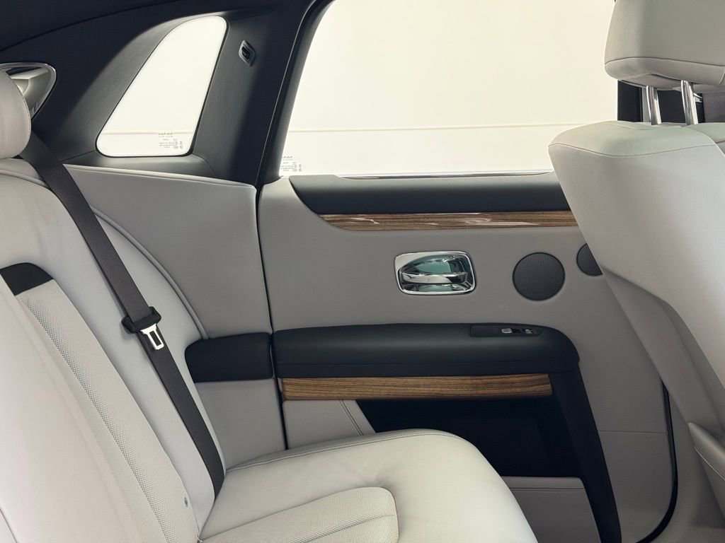 Certified 2021 Rolls-Royce Ghost image 46