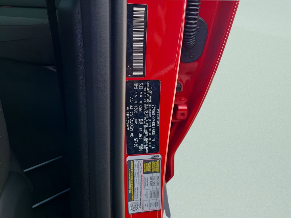 New 2025 Kia K4 FWD image 32