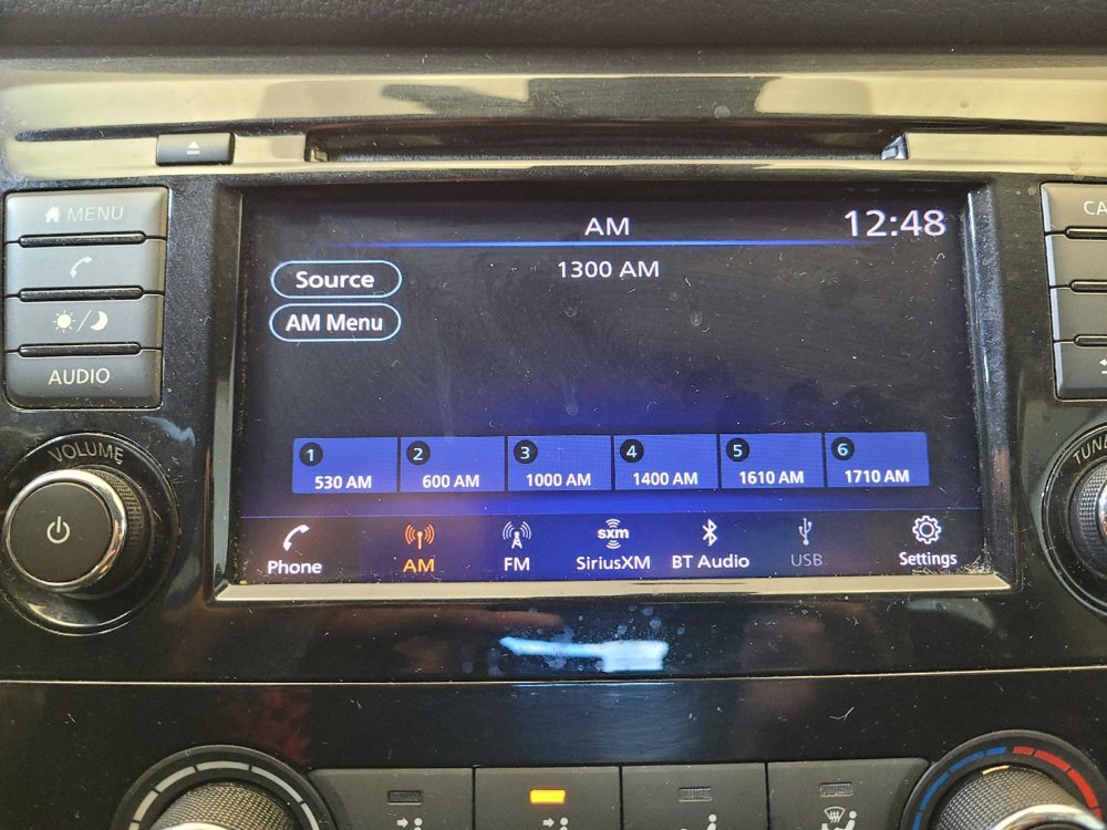 Used 2020 Nissan Rogue S image 25