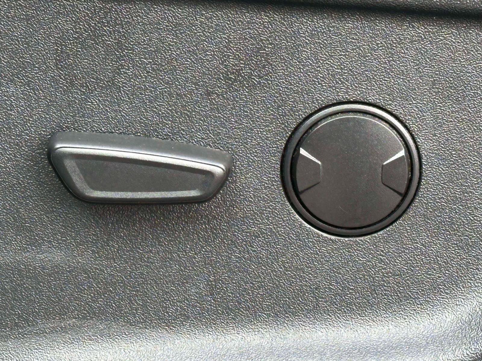 Used 2023 Ford F150 XLT image 16