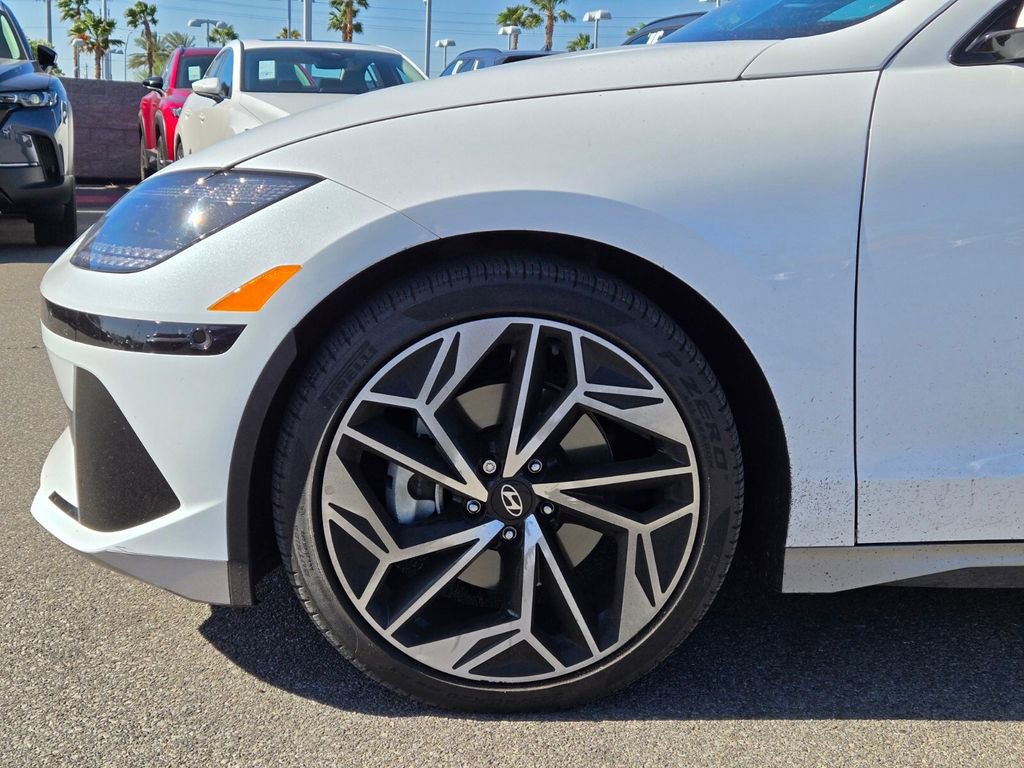 Used 2023 Hyundai Ioniq 6 Limited image 5