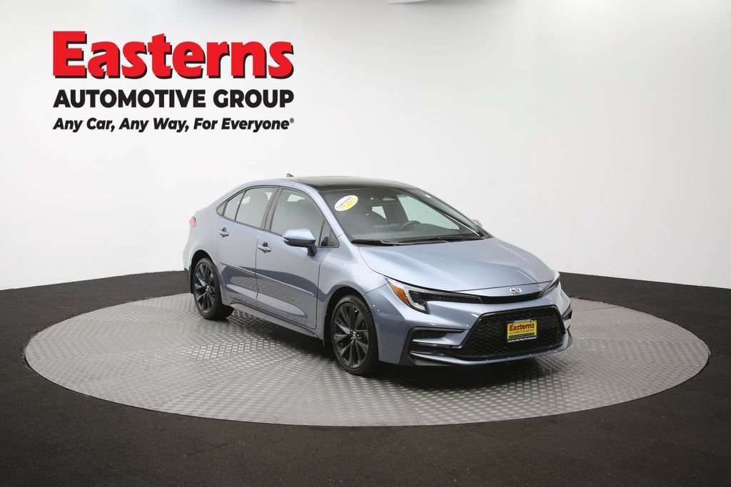 Used 2024 Toyota Corolla SE w/ SE Premium Package FWD image 50
