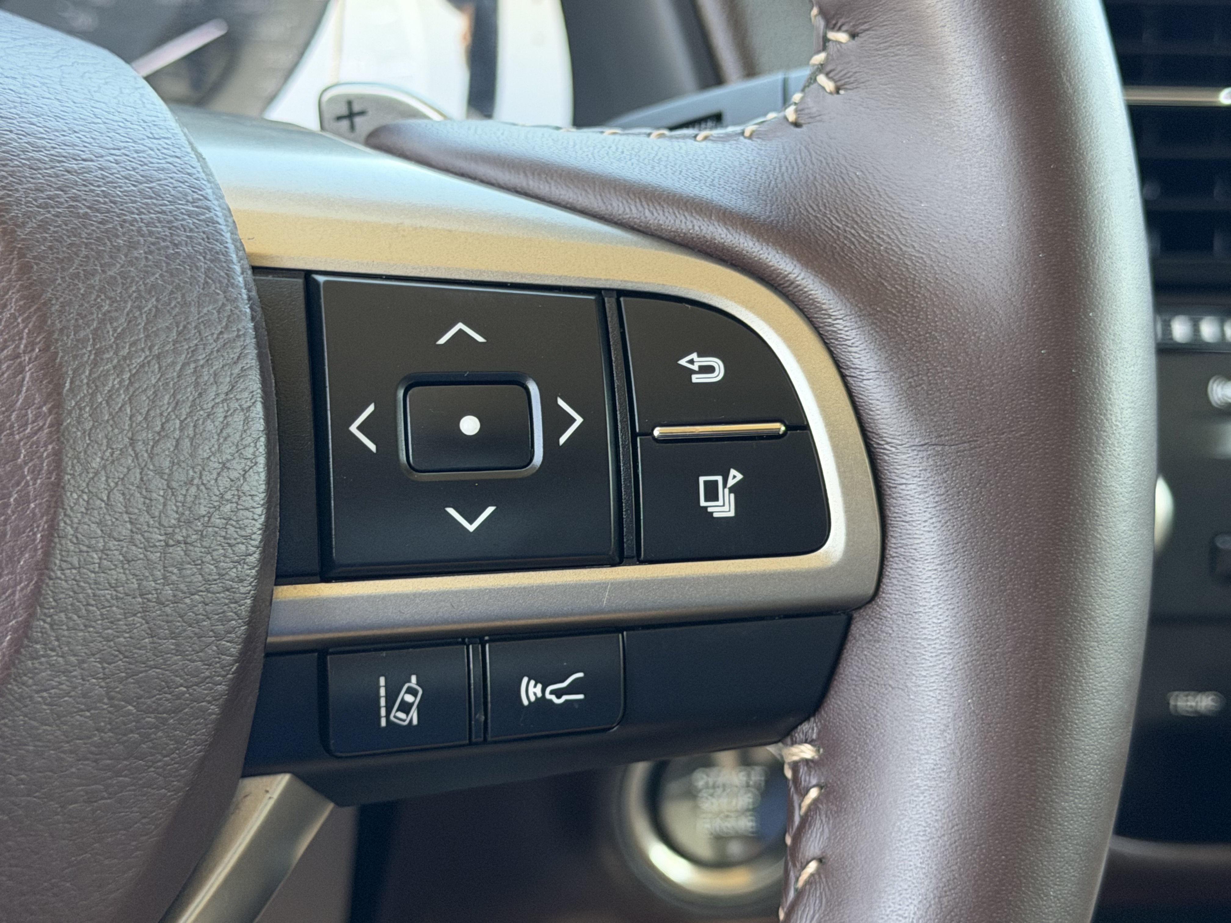 Used 2020 Lexus RX 350 AWD w/ Premium Package image 29