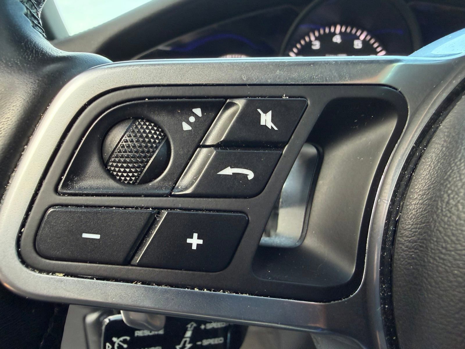 Used 2020 Porsche Panamera 4 image 11