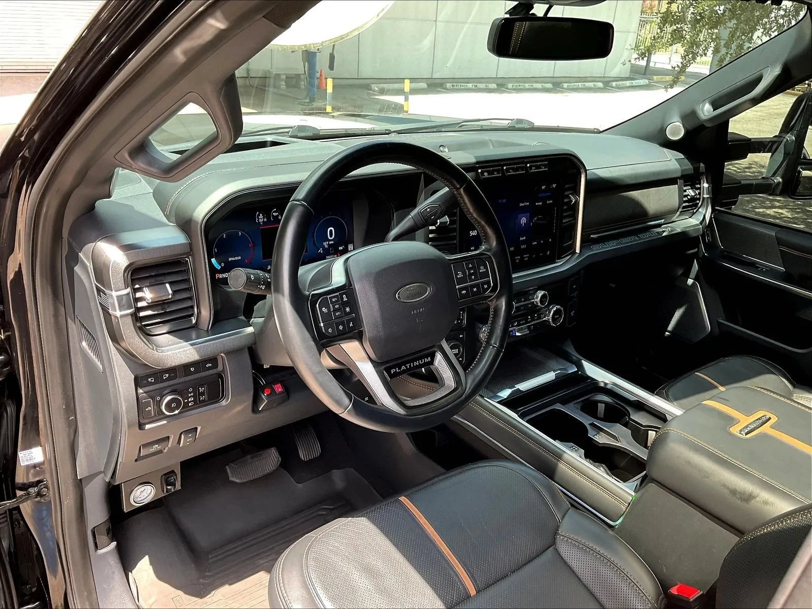 Used 2023 Ford F450 Platinum w/ FX4 Off-Road Package AWD/4WD image 10