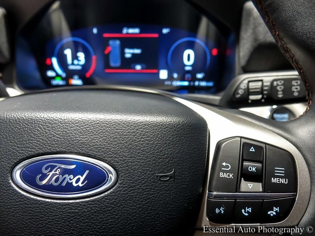 Used 2025 Ford Explorer Active image 17