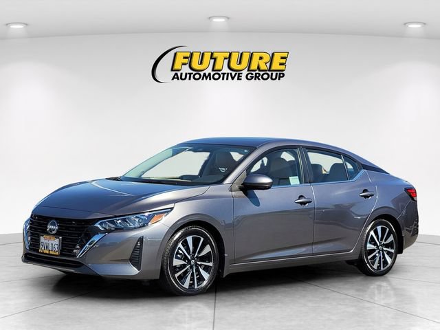 Used 2025 Nissan Sentra SV w/ SV Premium Package FWD image 5