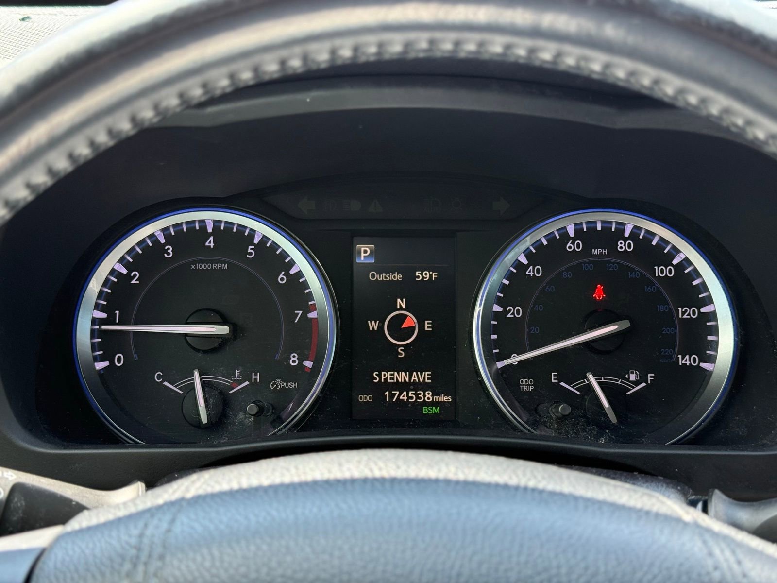 Used 2017 Toyota Highlander SE AWD/4WD image 32