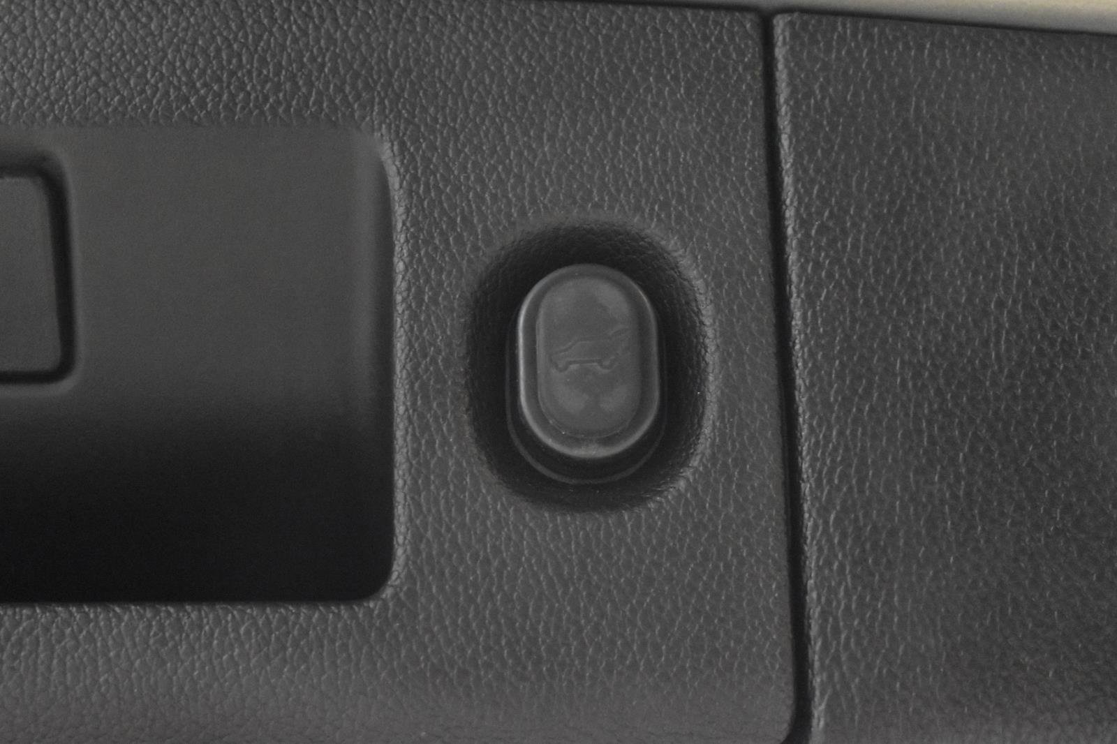 Used 2017 Chevrolet Tahoe Premier image 27