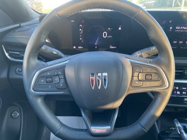 Used 2024 Buick Envista Sport Touring FWD image 8