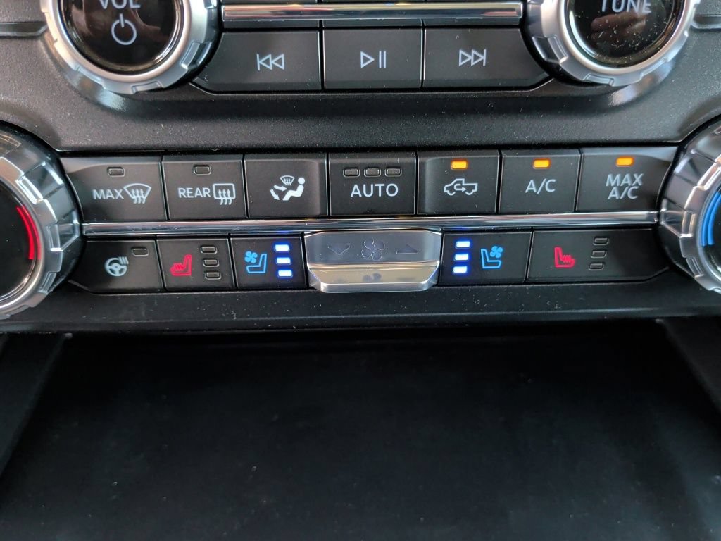 New 2027 Ford F250 Lariat w/ Tremor Off-Road Package AWD/4WD image 30