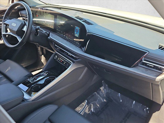 Certified 2025 Audi Q5 Premium w/ Premium Plus AWD/4WD image 29