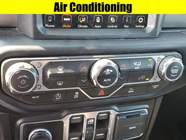 Used 2022 Jeep Gladiator Overland w/ LED Lighting Group image 22