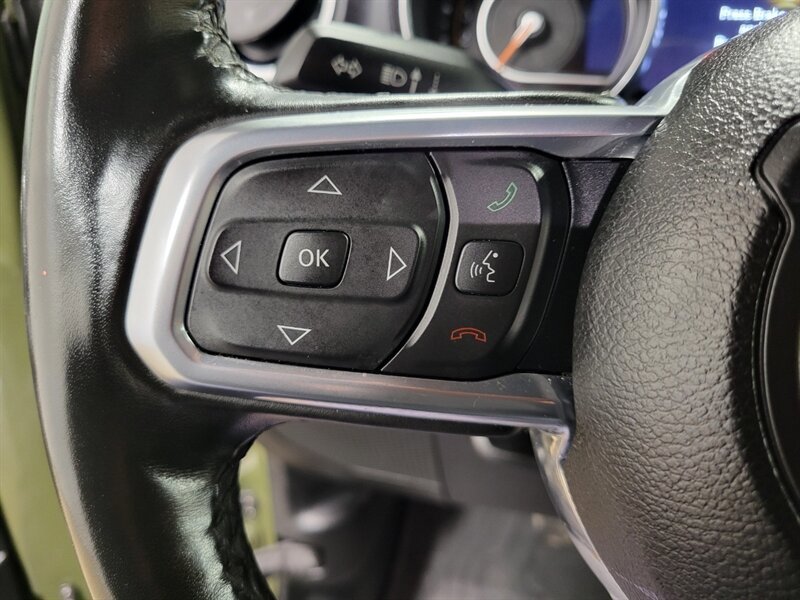 Used 2023 Jeep Wrangler Unlimited Sahara AWD/4WD image 36