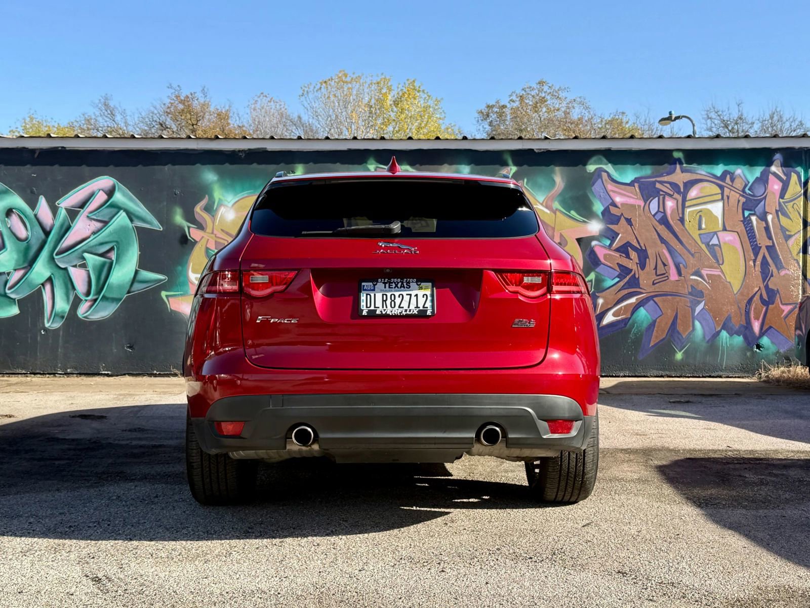 Used 2018 Jaguar F-PACE Premium image 7