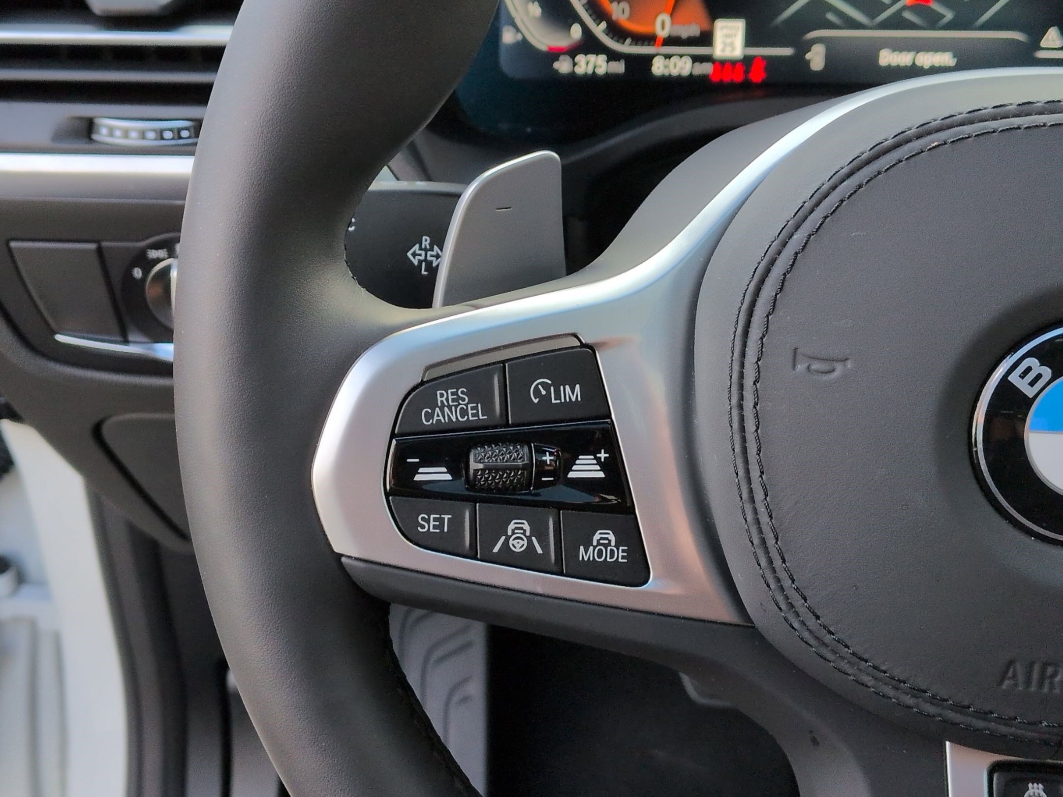 Used 2025 BMW X4 xDrive30i w/ Premium Package image 19