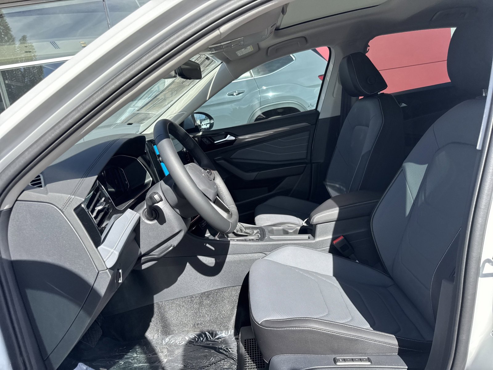 New 2026 Volkswagen Jetta SEL image 9