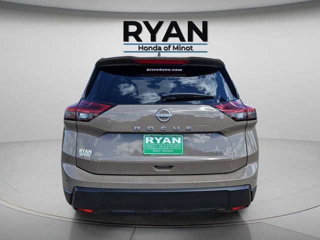 Used 2025 Nissan Rogue SV AWD/4WD image 7