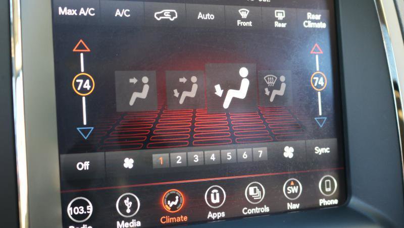 Used 2019 Dodge Durango GT image 17