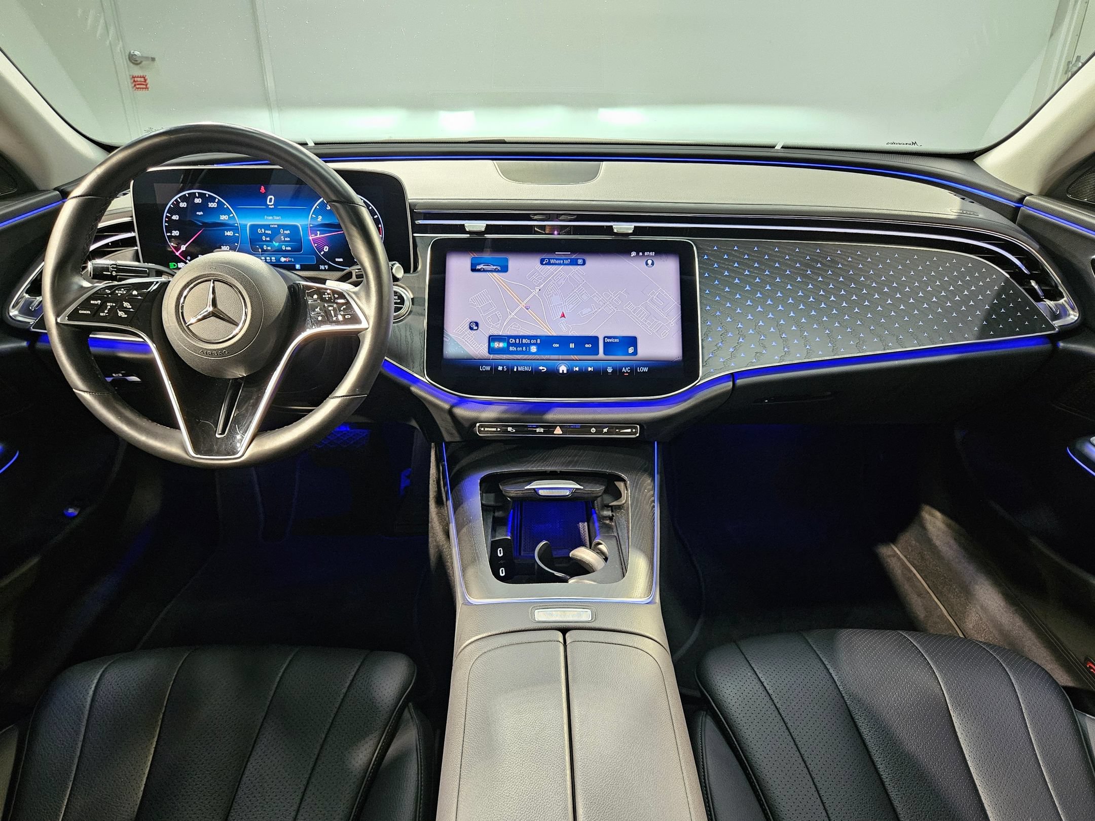 Used 2025 Mercedes-Benz E 350 Sedan w/ Winter Package image 10