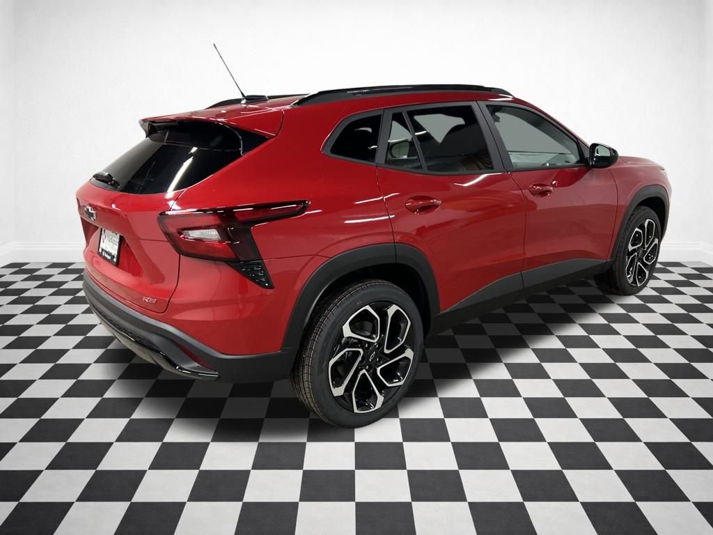 New 2026 Chevrolet Trax RS w/ Sunroof Package image 8