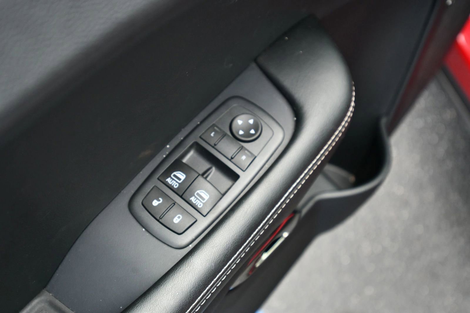 Used 2016 Dodge Challenger SRT Hellcat image 21