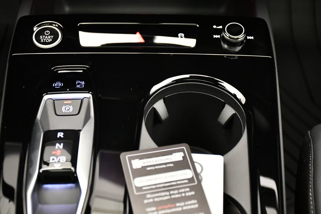 New 2025 Audi Q6 e-tron Premium Plus image 29